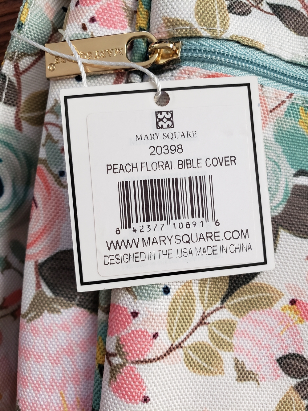 Mary Square Peach Floral Bible Cover - Picture 5 of 8